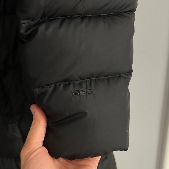 The North Face Black Metropolis II Hooded Down Parka - Picture 4 of 8